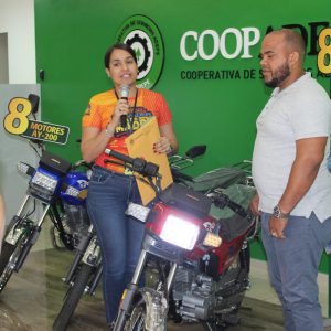 ENTREGA DE PREMIOS GANAO Y MONTAO CON COOPADEPE